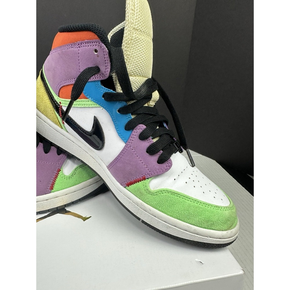 2020 Womens Nike Air Jordan Retro 1 "Lightbulb MID SE Shoes! Size 10 Extra Laces - Picture 10 of 16